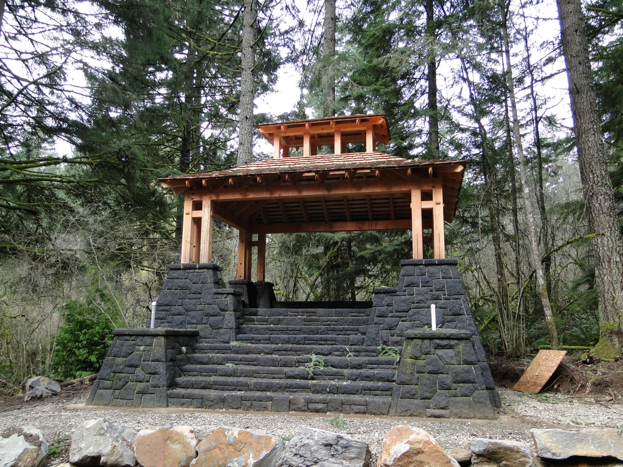 Pagoda gazebo black steps
