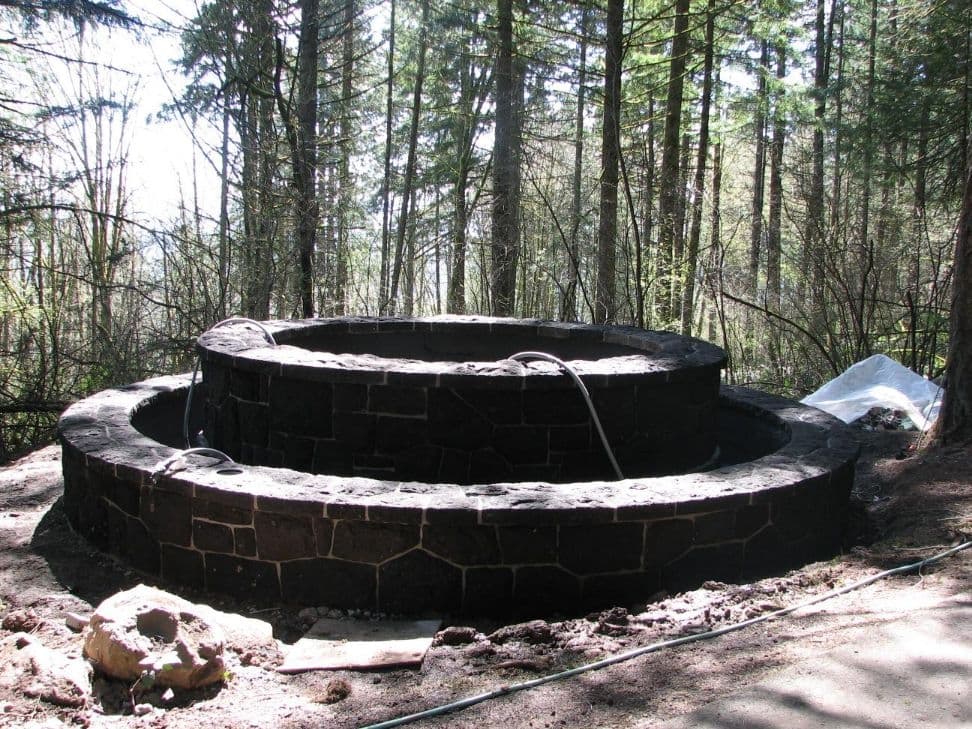 Round stone fountain construction