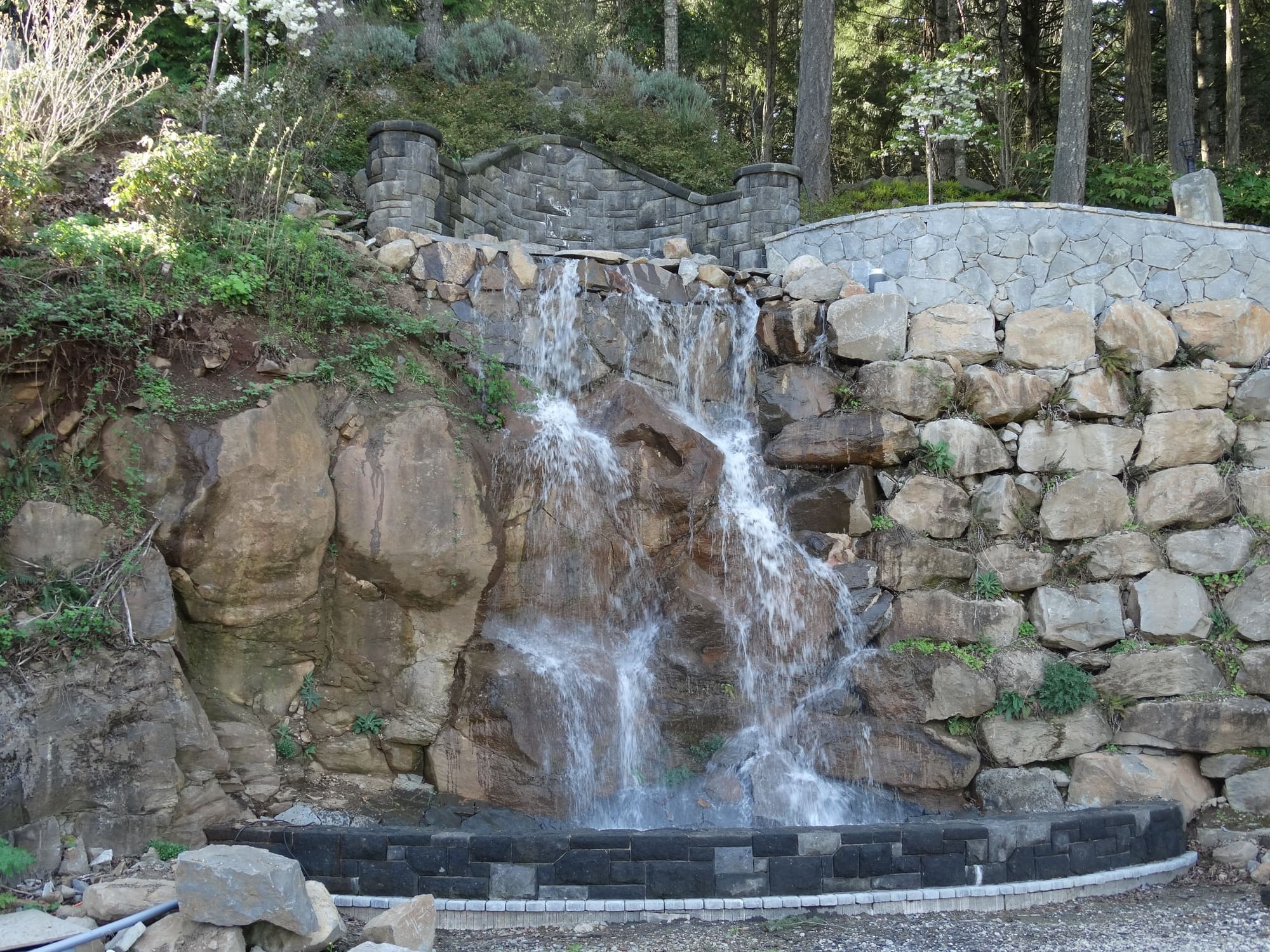 Waterfall rock wall front view